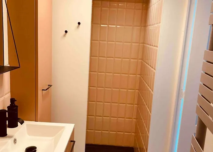 Feriehus Duplex House With Small Terrace Bayeux