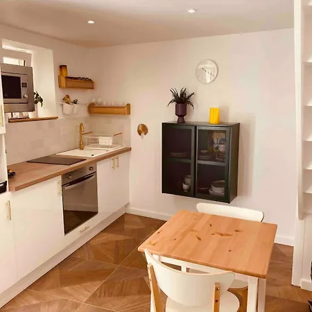Duplex House With Small Terrace 펜션 *