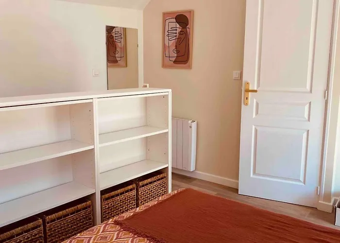 Duplex House With Small Terrace Сasa de vacaciones *